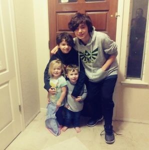 Meet your Posher, Amanda